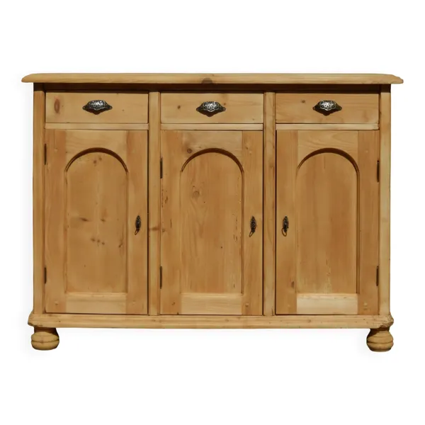 Superbe buffet - Sapin massif -3 portes et 3 tiroirs style meuble de métier