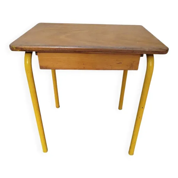 Ancien bureau d'écolier