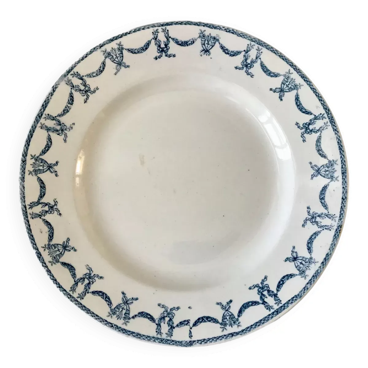 plat rond en Terre de Fer bleu U&C Digoin Sarreguemines modèle Les Ternes fin XIXème