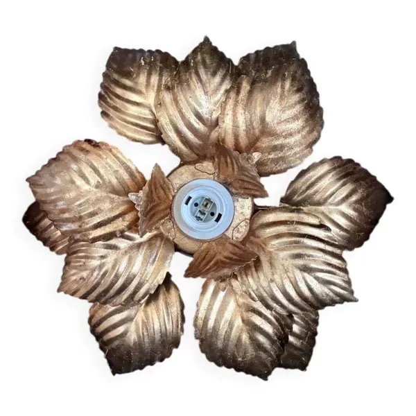 Applique fleur ''Masca Italie'' en tôle dorée, 1970