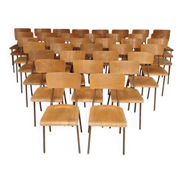 Lot de 35 chaises d'école tchèque Kovona style bistrot des