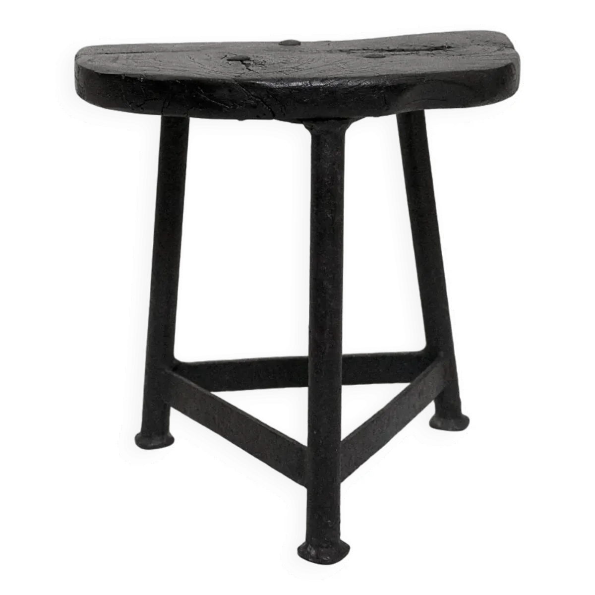 Le petit tripode bois brulé