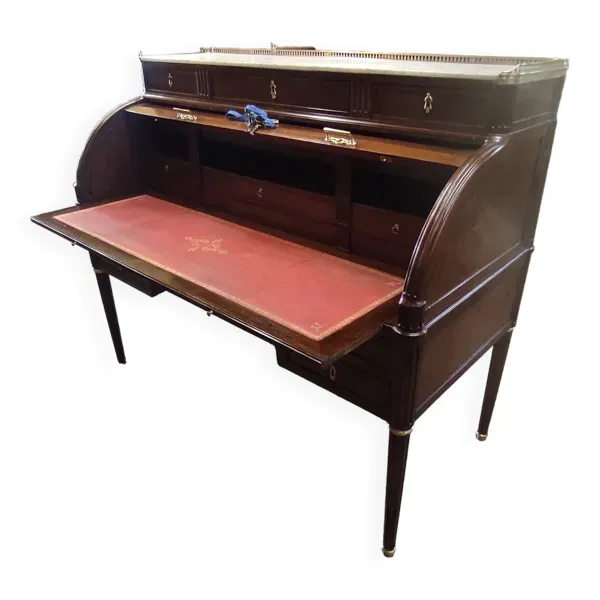 Bureau à cylindre époque Louis XVI