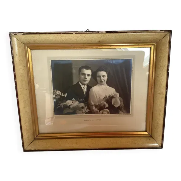 Ancienne photographie de mariés