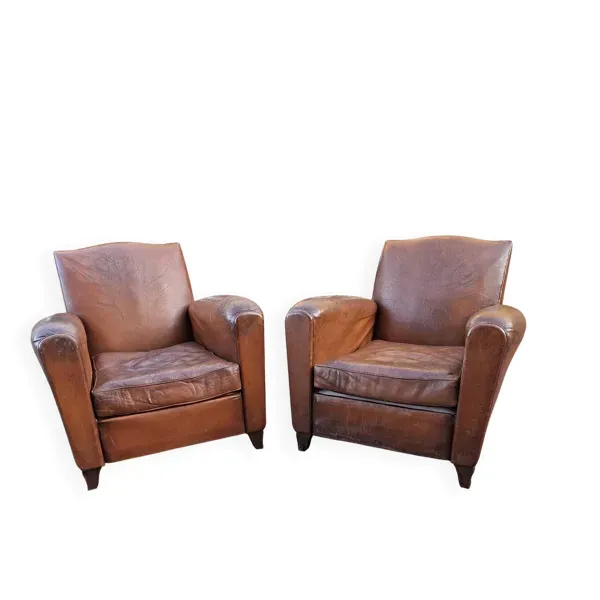Couple paire de veritable fauteuils club restaurés en cuir industriel loft