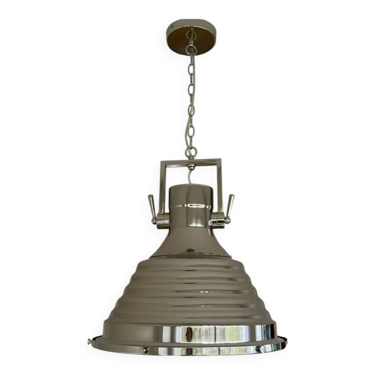 Suspensions chromées