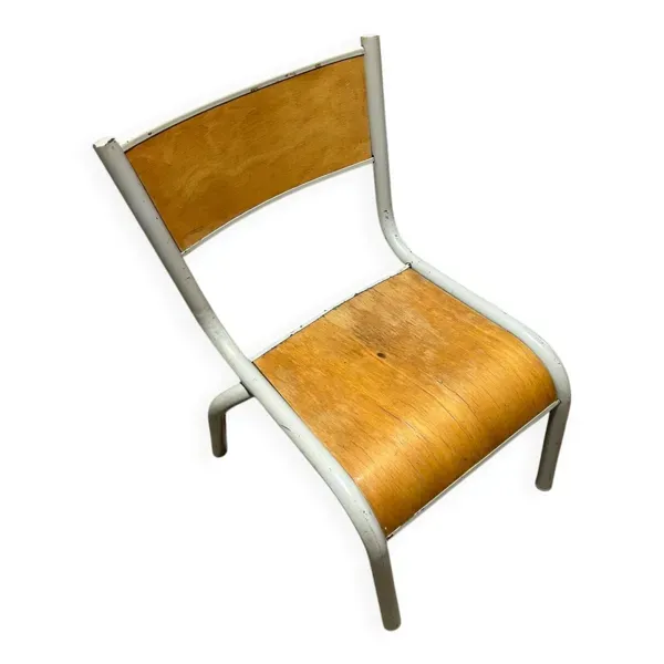 Chaise d’écolier vintage