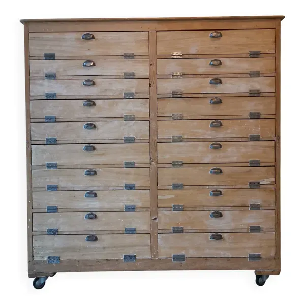 Meuble de métier : meuble de boulanger