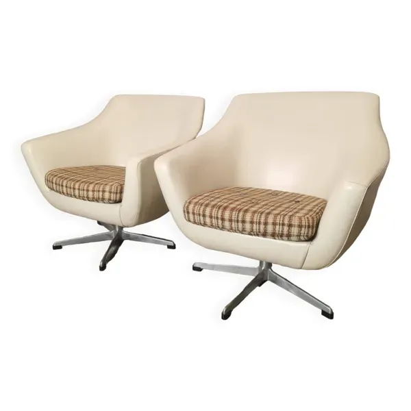 Fauteuils du milieu du siècle