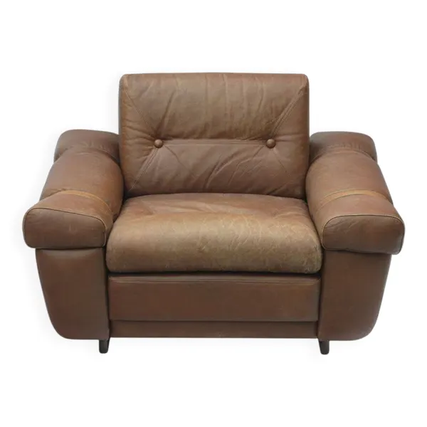 Fauteuil club Brazil style, cuir pleine fleur patiné