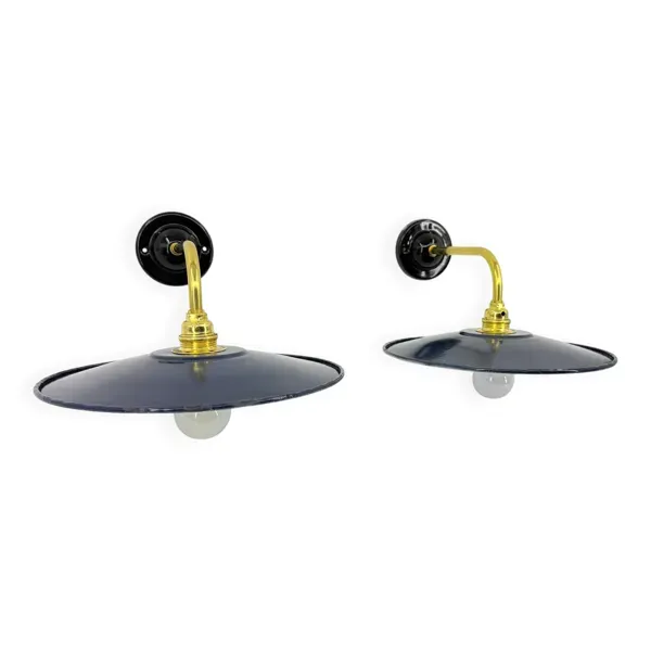 Appliques en tôle émaillée