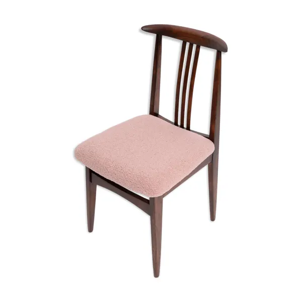 Chaise en hêtre Mid-Century Rose Pâle Bouclé, Bois de Noyer, par M. Zielinski, Europe, années 1960