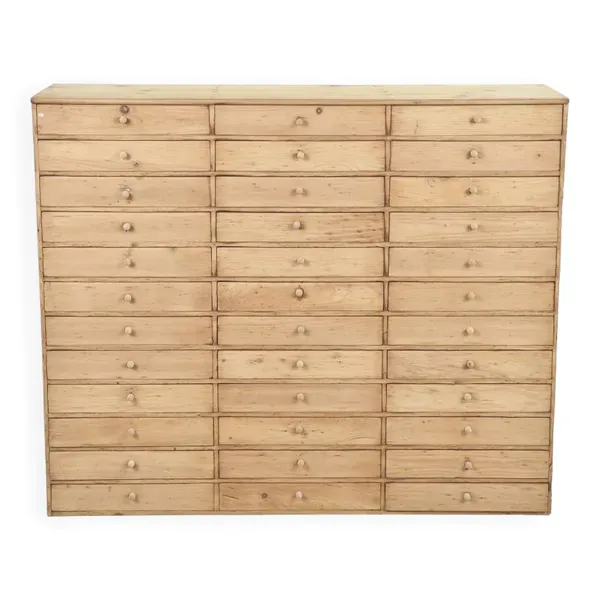 Meuble de métier à 36 tiroirs en bois brut