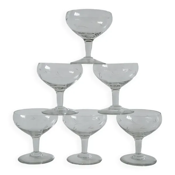 Lot de 6 coupes à champagne en cristal gravé 1950