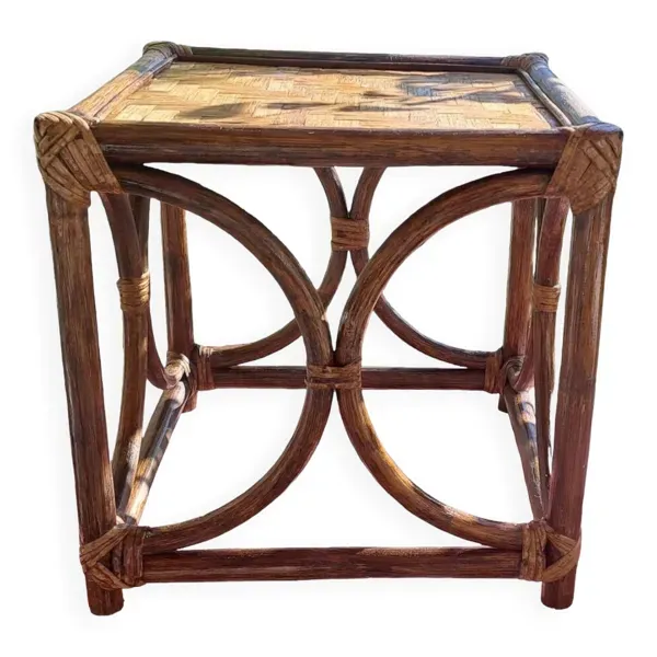 Table basse en bambou coloris miel vernissé Pier Import 1980