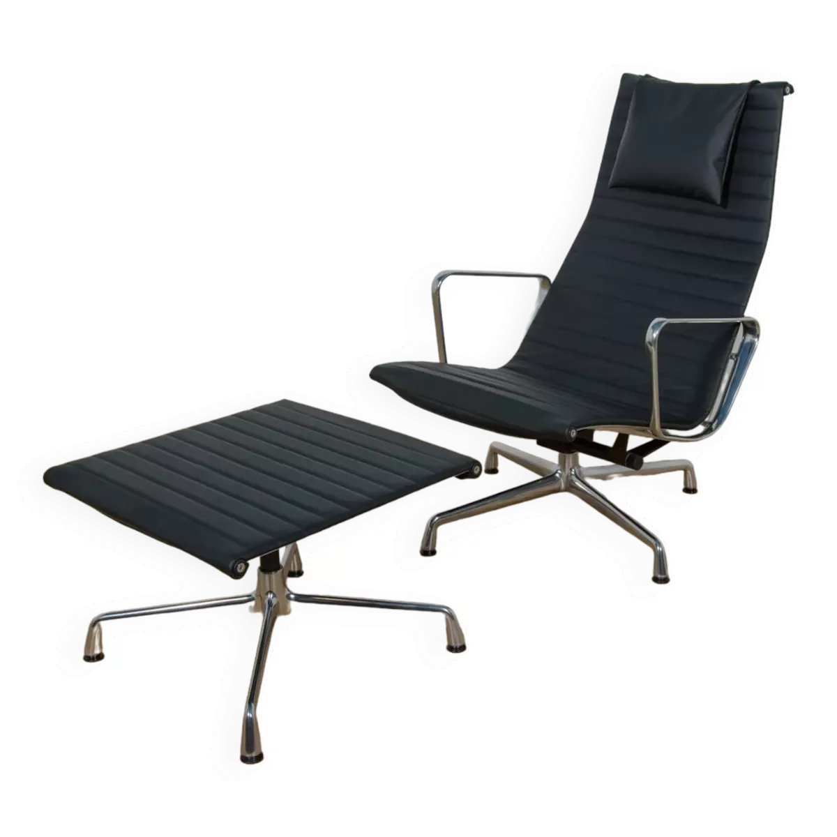Fauteuil lounge et ottoman Eames Alu Group EA124 & EA125 par Charles & Ray Eames pour Vitra, années 1980
