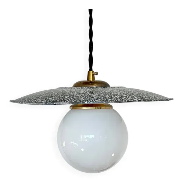 Suspension industrielle tôle émaillée mouchetée et opaline