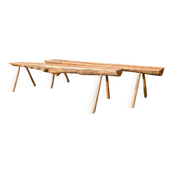 Paire de bancs brutalistes en bois – esprit design années 70