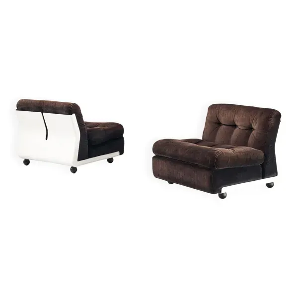 2 éléments de sièges modulaires 'Amanta' de Mario Bellini pour C&B Italia en marron.