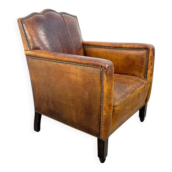 Fauteuil Moustache Français Antique – Fauteuil Club en Cuir Cognac – Début du 20ème siècle