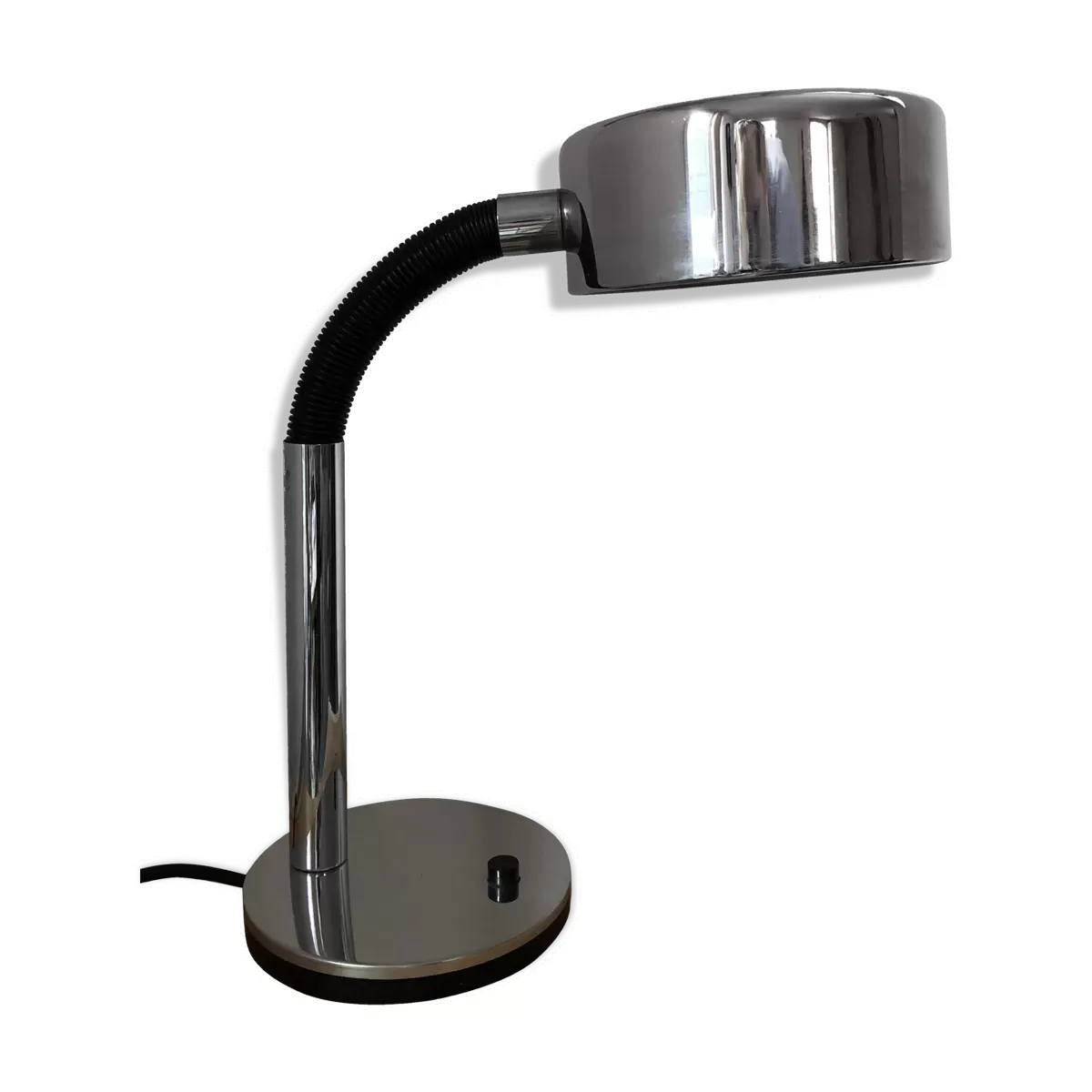 Lampe de bureau flexible, abat-jour chromé
