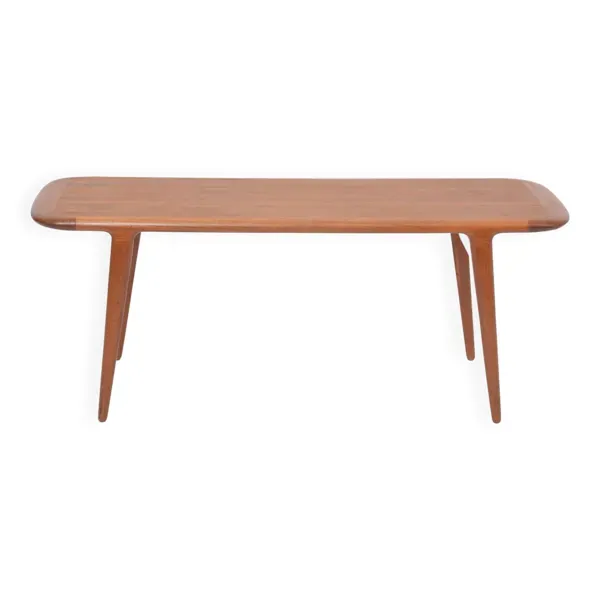 Table basse danoise du milieu du siècle en bois de teck