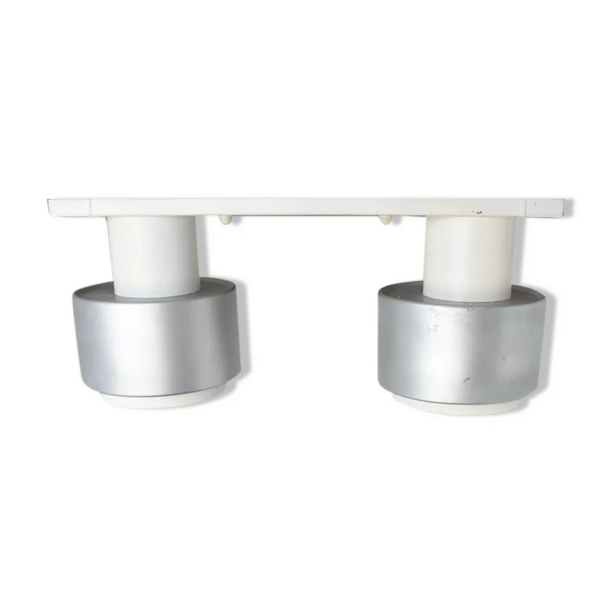 Plafonnier indus 2 grands spots avec un abat-jour réflecteur alu