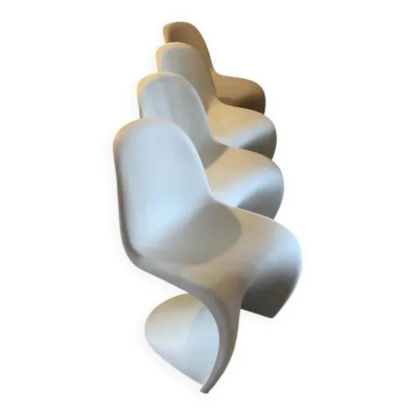 4 chaises Verner Panton S blanches (LGA Nurnberg GS)