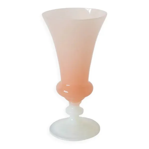 Vase en opaline, rose à pieds blanc, 1960
