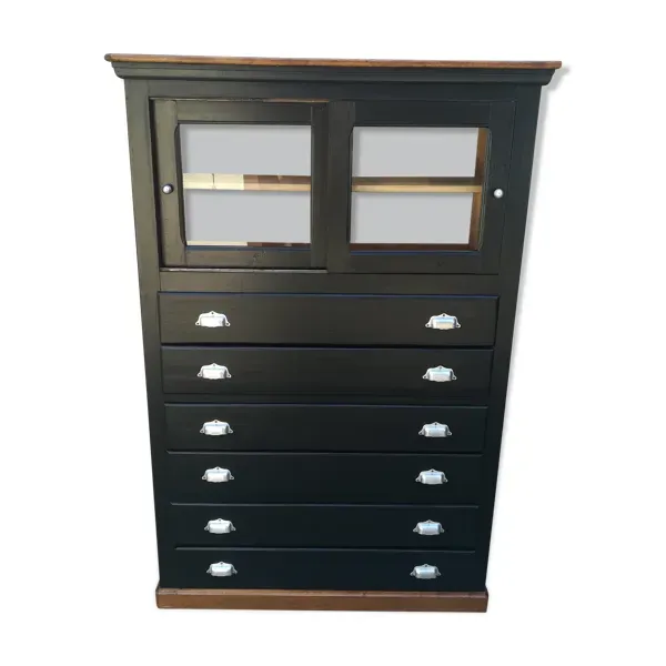 Meuble de métier a tiroirs et portes coulissante