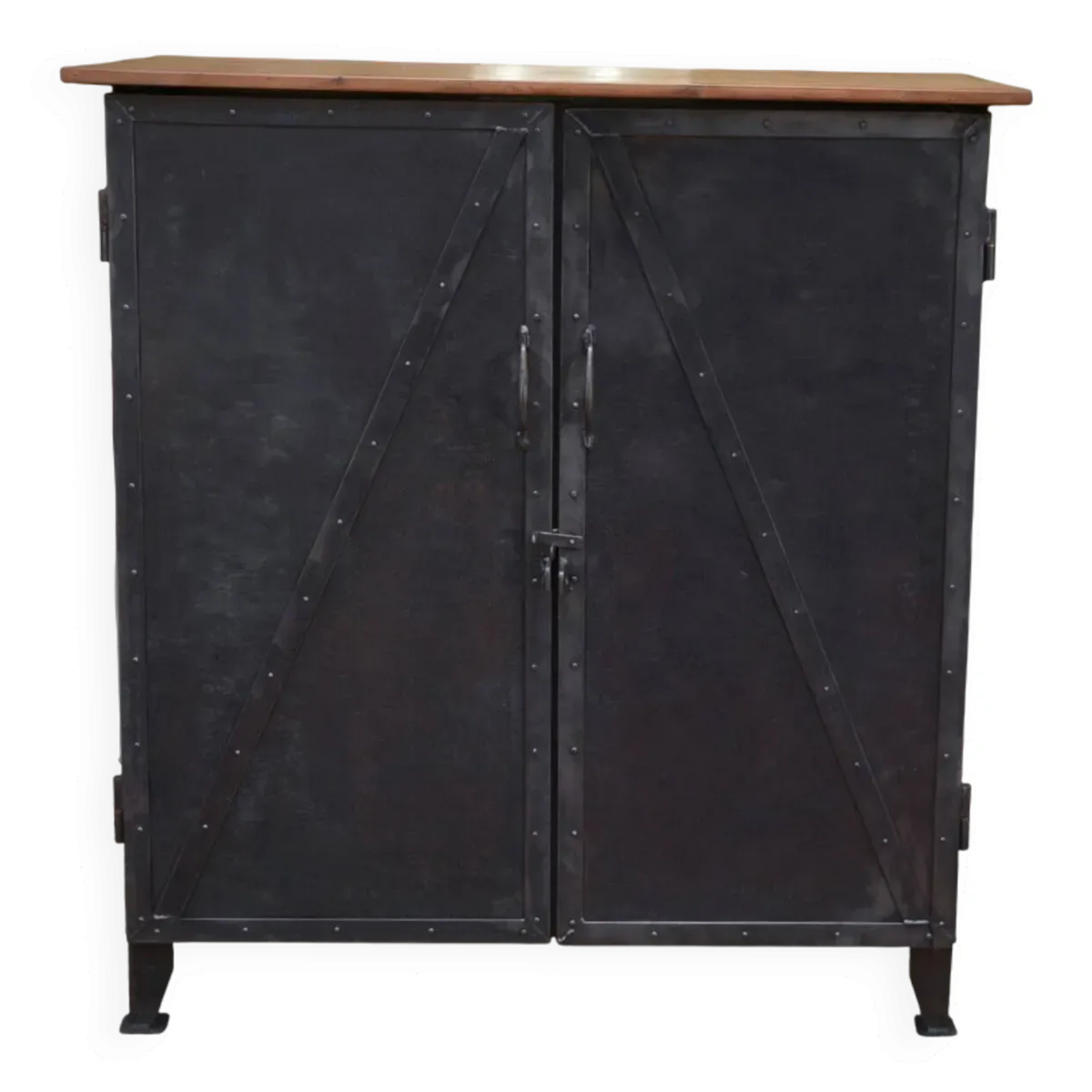 Meuble buffet en métal riveté 1940