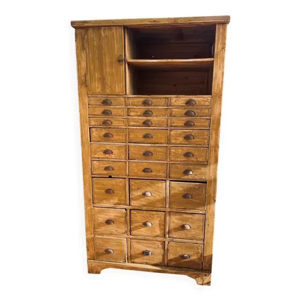 Meuble de métiers à tiroirs