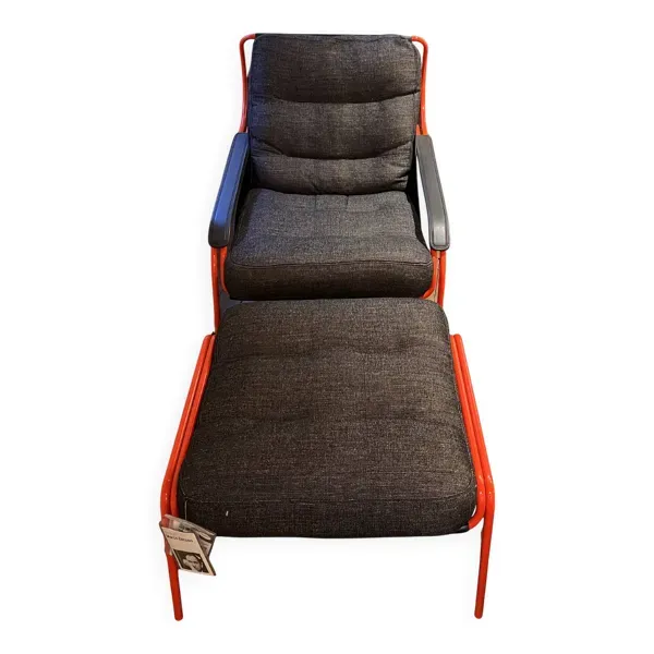 Fauteuil et pouf Maggiolina –Design Marco Zanuso – Cuir & Structure orange