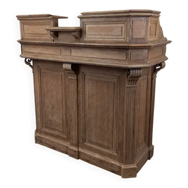 Comptoir d'accueil de magasin