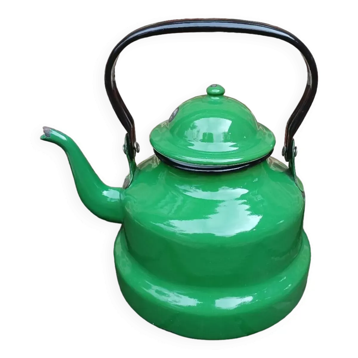 Théière en tôle émaillée