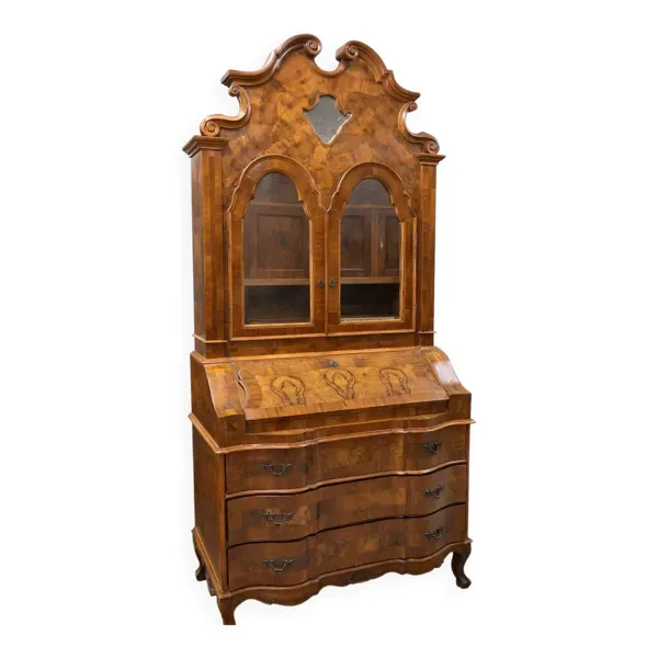 Important secrétaire scriban Venitien style Louis XV en noyer marqueté