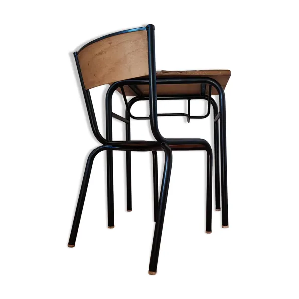 Ensemble de bureau d'écolier et chaise
