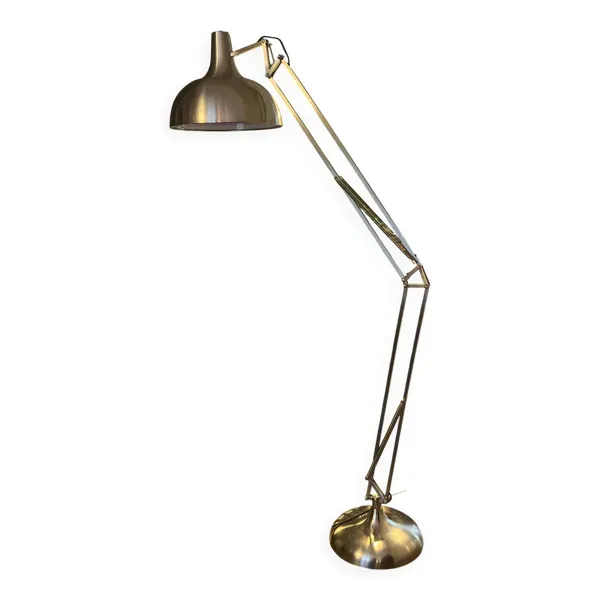 Lampadaire industriel en acier brossé