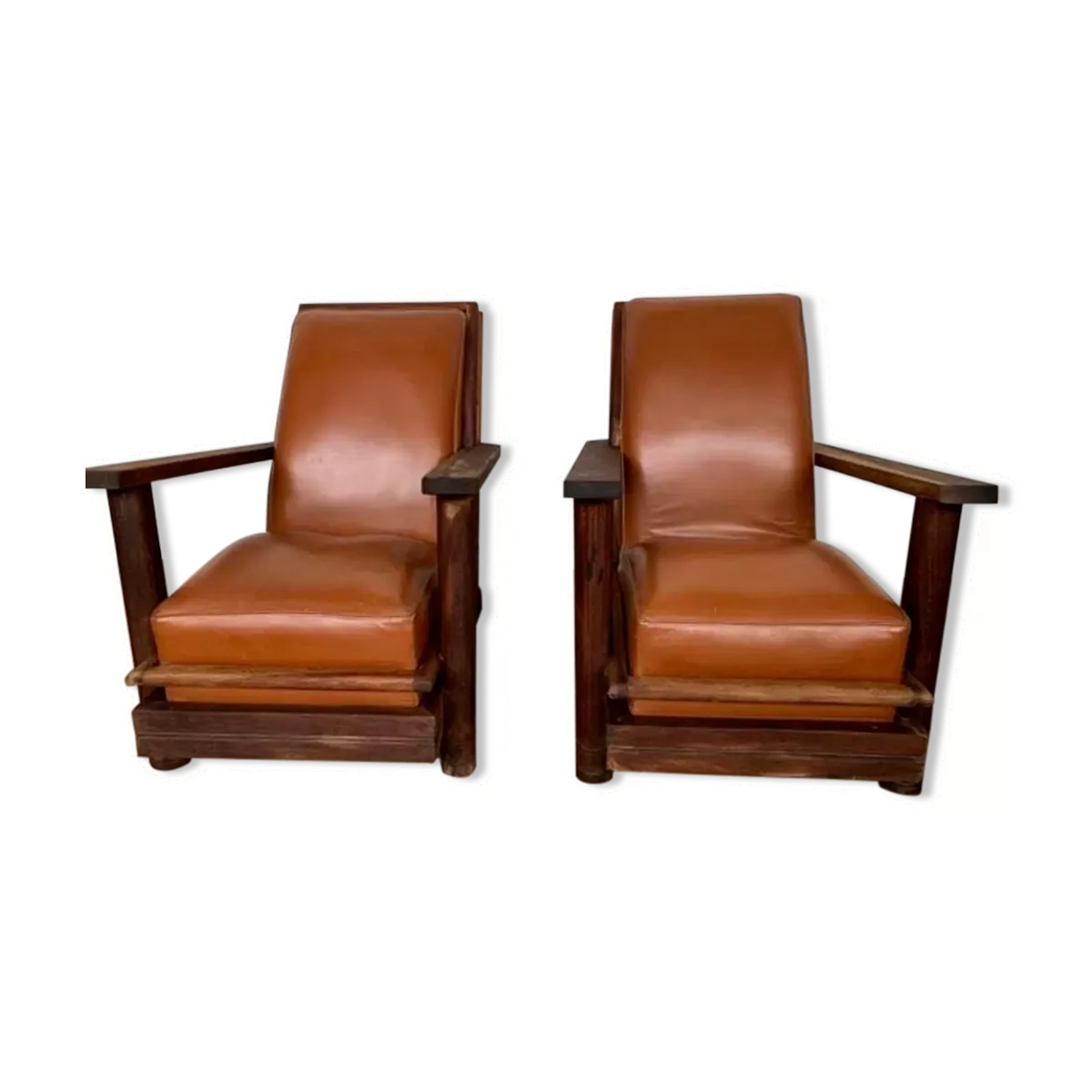 Paire de fauteuils brutalistes en teck et cuir cognac vintage des annees 1950