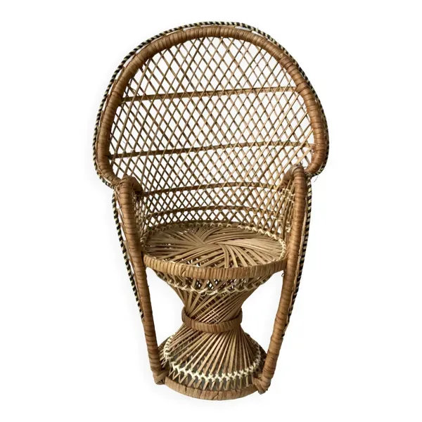 fauteuil de poupée en osier et rotin type Emmanuelle années 60