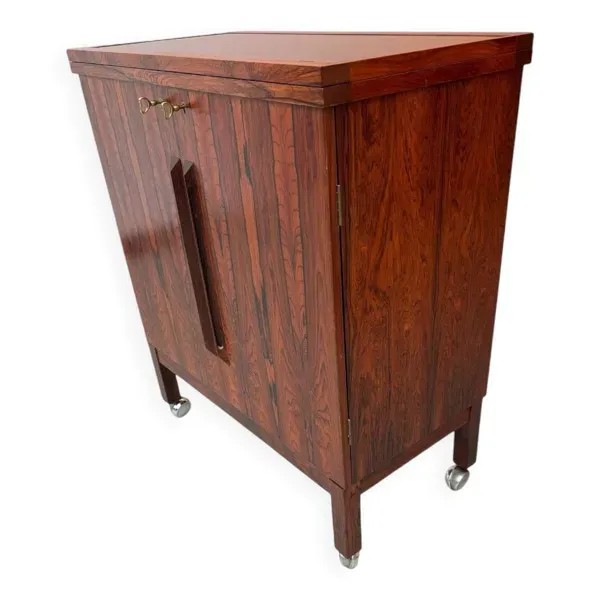 Bar de Torbjorn Afdal pour Bruksbo