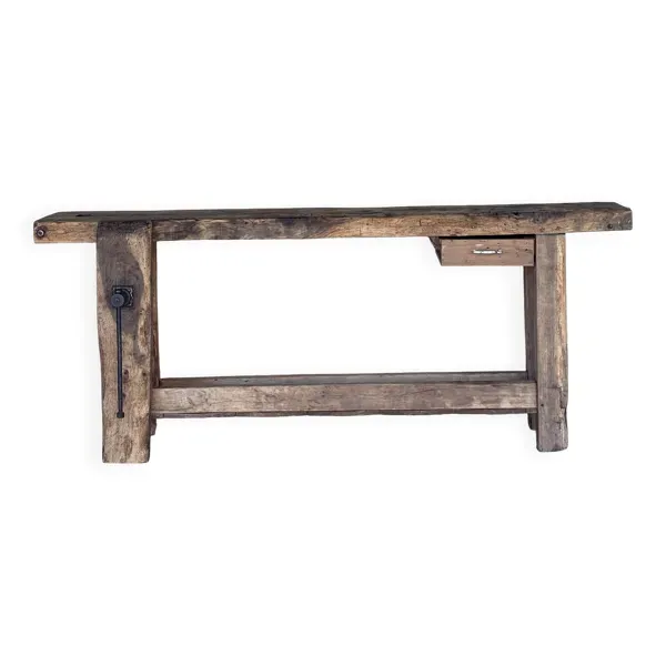 Ancien établi rénové