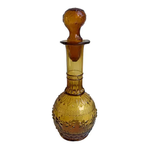 Carafe ambrée en verre moulé et soufflé années 50