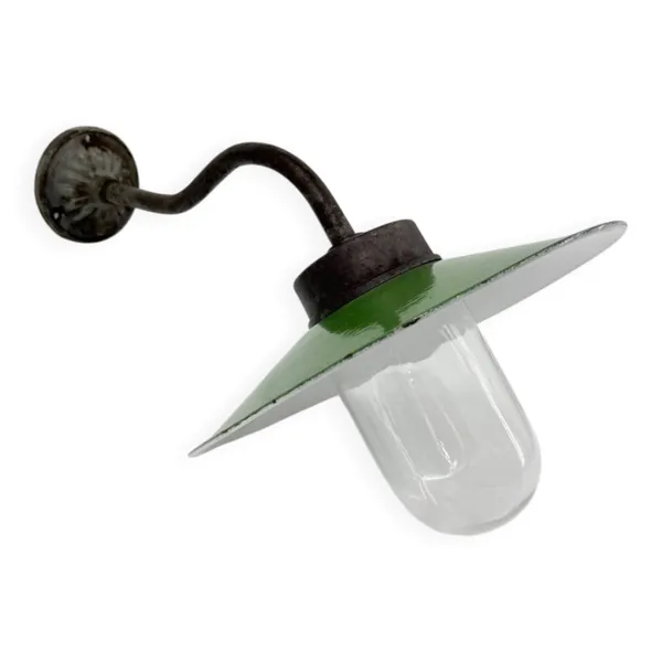 Lampe de cour