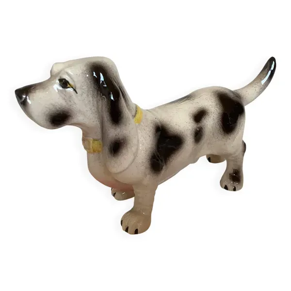 Petit chien en céramique