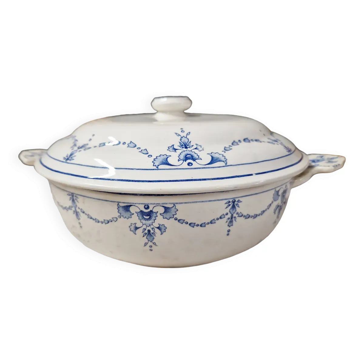 Soupière ou légumier terre de fer magasin bourgeois paris modèle vieux lille guirlandes bleues