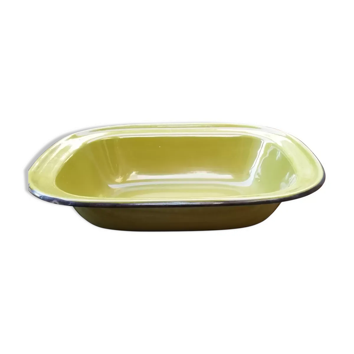 Plat tôle émaillée