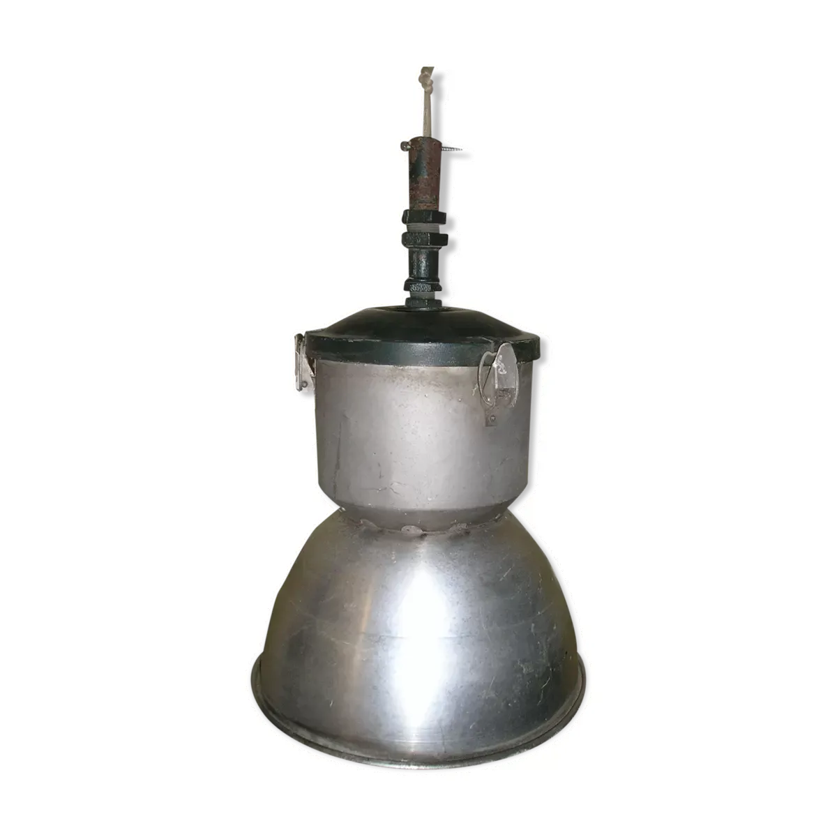 Suspension industrielle en alu des années 60/70