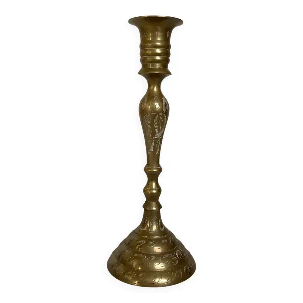 Bougeoir en laiton travaillé