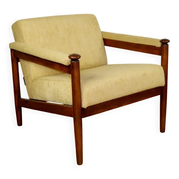 Fauteuil vintage PRL classique style loft des années 70 jaune crème doré